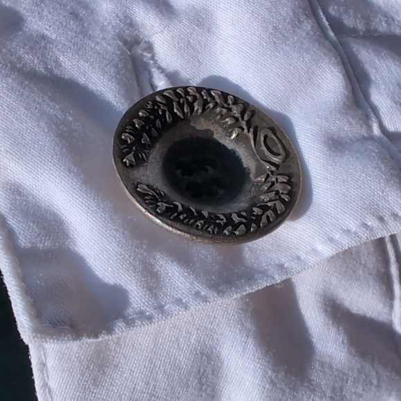 Oakley Shorts - Picture 3 of 9